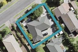 35 Taupiko Place, Green Bay, Auckland