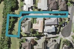 13 Bard Place, Golflands, Auckland