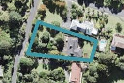 12 Bush Road, Waiatarua, Auckland