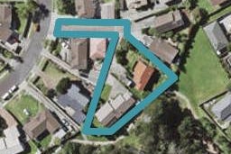 2/30 De Quincey Terrace, Highland Park, Auckland