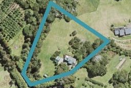 82 Carter Road, Oratia, Auckland