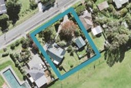 6 Bethells Road, Waitakere, Auckland