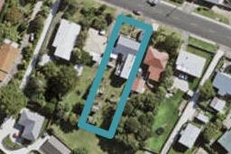 43 Awaroa Road, Sunnyvale, Auckland