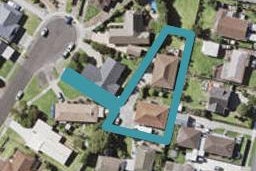 2/39 Majesty Place, Half Moon Bay, Auckland