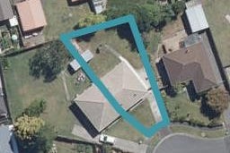 15 Watts Crescent, Hamilton East, Hamilton