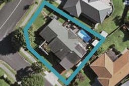 2 Reynard Terrace, Conifer Grove, Takanini