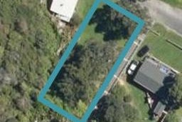105 Long Beach Road, Russell