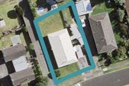 1/11 Challen Close, Conifer Grove, Takanini
