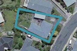 25 Carluke Street, Paparangi, Wellington