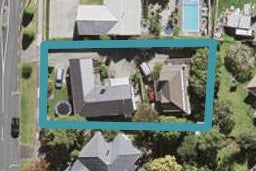 1/7 Woodside Avenue, Northcote, Auckland