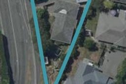 100 East Belt, Lincoln, Lincoln