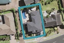 5 Woodfern Crescent, Titirangi, Auckland