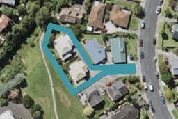 2/12 Centorian Drive, Windsor Park, Auckland