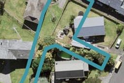 2 Pahekoheko Place, Te Atatu Peninsula, Auckland