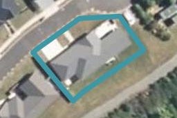8 Cory Jane Grove, Riverstone Terraces, Upper Hutt