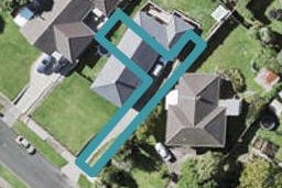 5D Pine Terrace, Howick, Auckland