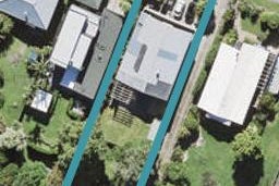 17 De Val Drive, Titirangi, Auckland