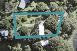 52 Garden Road, Piha, Piha
