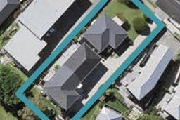 2/88 East Coast Road, Milford, Auckland
