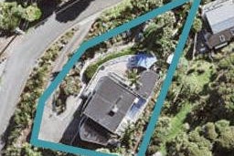 50 Rayner Road, Piha, Piha