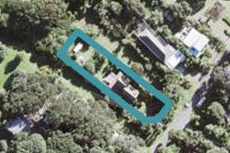 102 Garden Road, Piha, Piha
