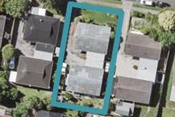 2/7 Ballater Place, Highland Park, Auckland