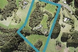 7 Wendy Road, Waitakere, Auckland