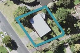 33 Lyons Avenue, Murrays Bay, Auckland