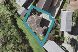 11A Seaglen Place, Botany Downs, Auckland