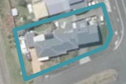 2/14 The Esplanade, Westshore, Napier
