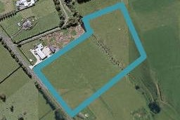 627 Egmont Road, Hillsborough, New Plymouth