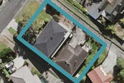 2/12 Glendhu Road, Bayview, Auckland