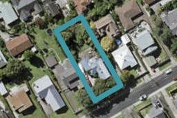 86 Norwood Road, Bayswater, Auckland
