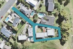 1/168 Stapleford Crescent, Browns Bay, Auckland