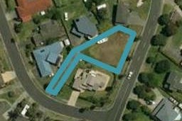 4 Bermuda Place, One Tree Point