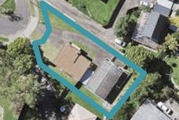 2/23 Ballater Place, Highland Park, Auckland