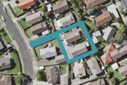 2/20 De Quincey Terrace, Highland Park, Auckland