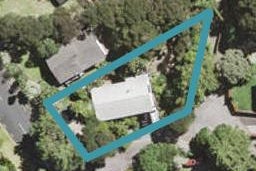 16 Wirihana Road, Titirangi, Auckland