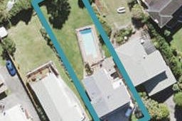 81 Cliff View Drive, Green Bay, Auckland