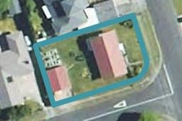 35 Swansea Road, Stratford