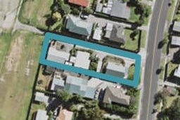 2/25 Captain Scott Road, Glen Eden, Auckland