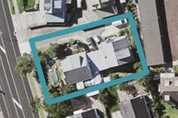 2/84 Aviemore Drive, Highland Park, Auckland