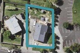 70 Trias Road, Totara Vale, Auckland