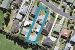 1/12 Albert Road, Kelston, Auckland