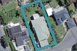 1 Pine Terrace, Karori, Wellington