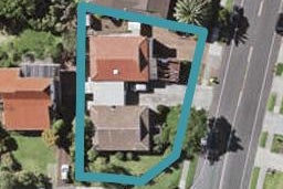 2/127 Prince Regent Drive, Farm Cove, Auckland