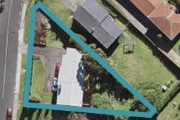 8 Pemberton Avenue, Bayview, Auckland
