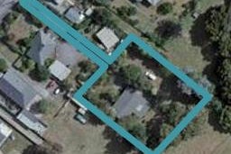 399 High Street South, Carterton