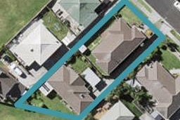 2/64 Frank Nobilo Drive, Golflands, Auckland