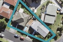 2/330 Glenfield Road, Glenfield, Auckland